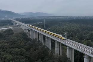 带不动？泰山球门三度失守，丢球后的王大雷无奈瘫坐在地上